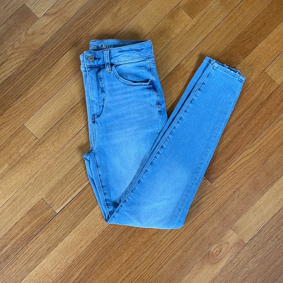 American Eagle Outfitters Denim - AMERICAN EAGLE DREAM JEAN JEGGING SIZE 2
